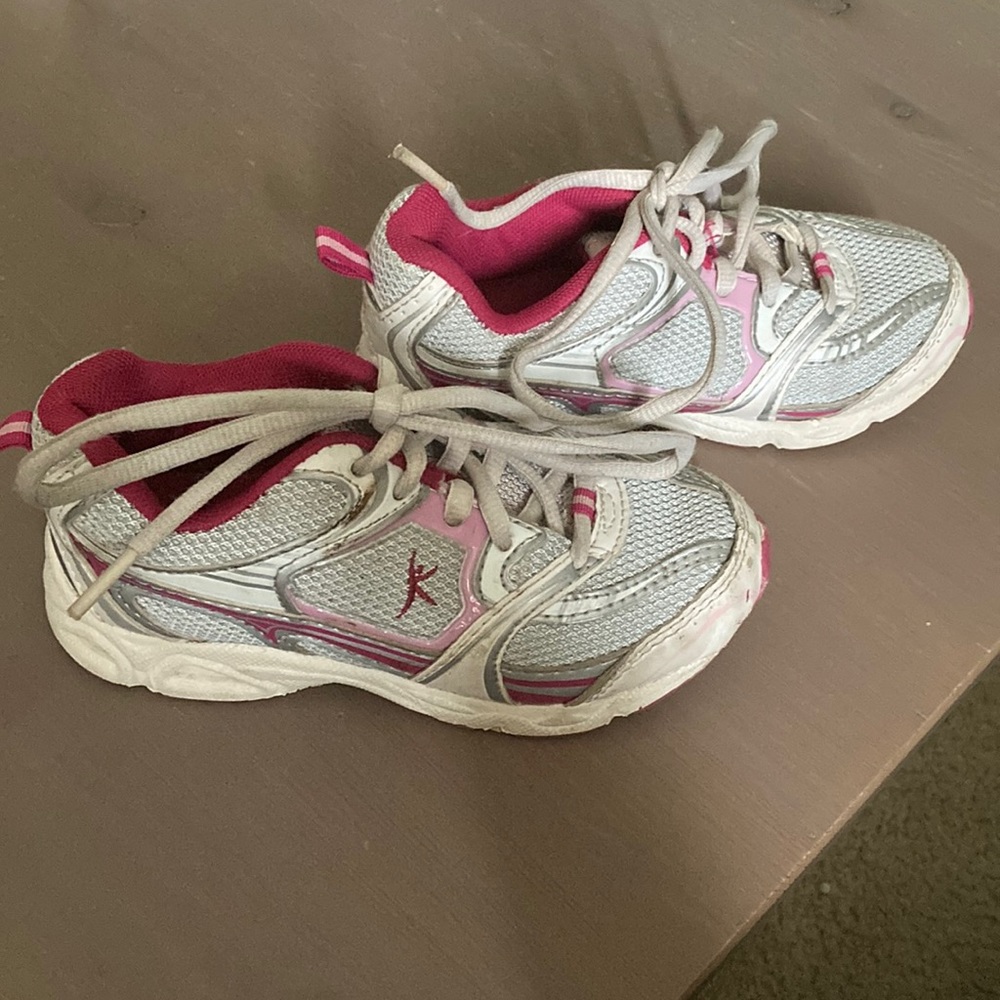 Danskin now girls running shoes